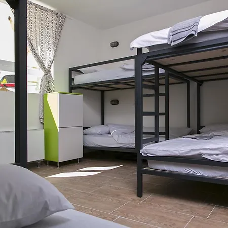 Hostel Varad Novi Sad