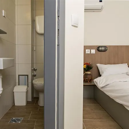Hostel Varad *