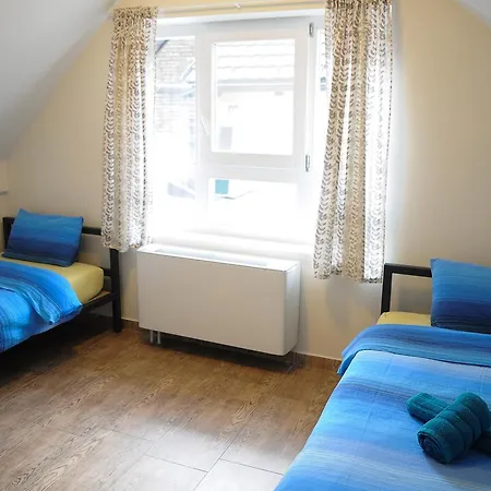 Varad Hostel Novi Sad